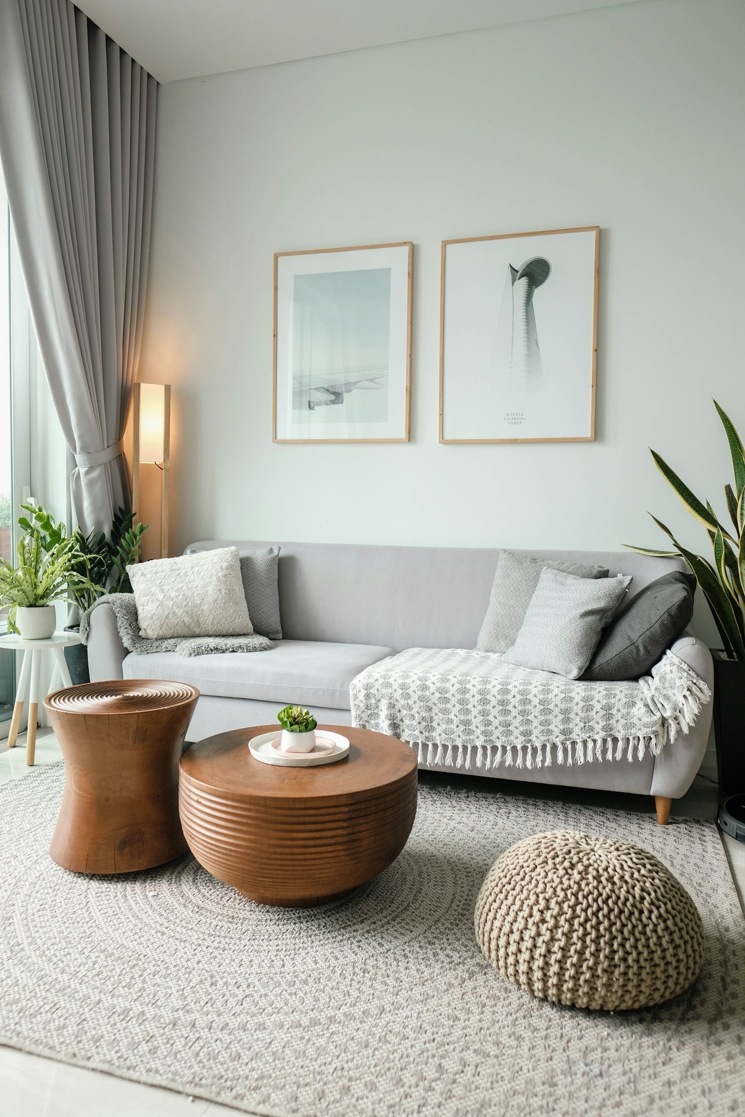 How to Create a Cozy Living Room on a Budget